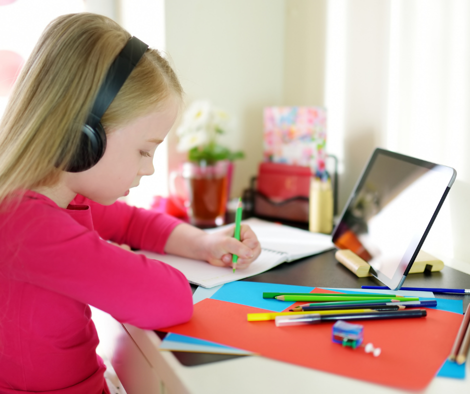 child at computer